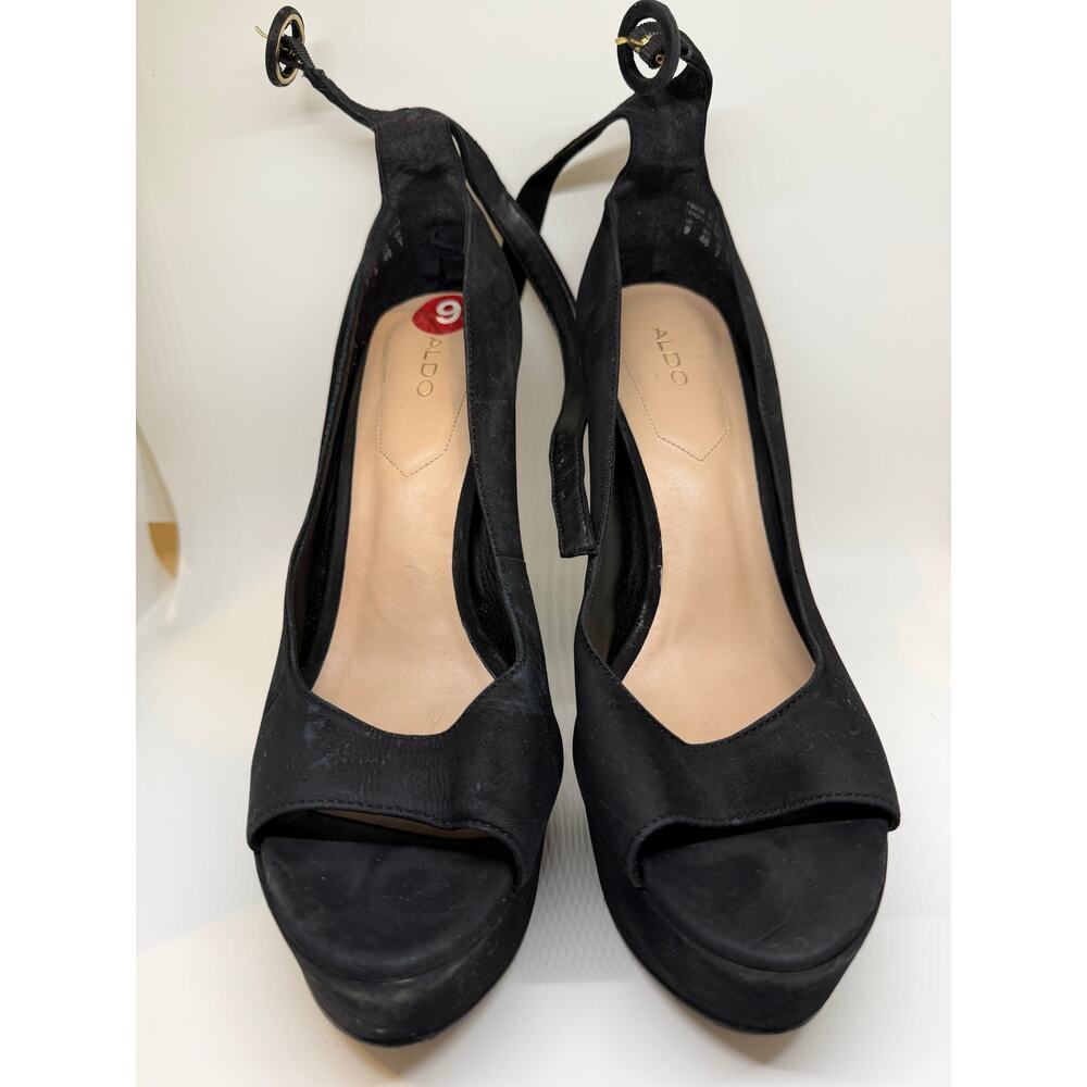 ALDO Black platform heels appear Satin pumps Size 9